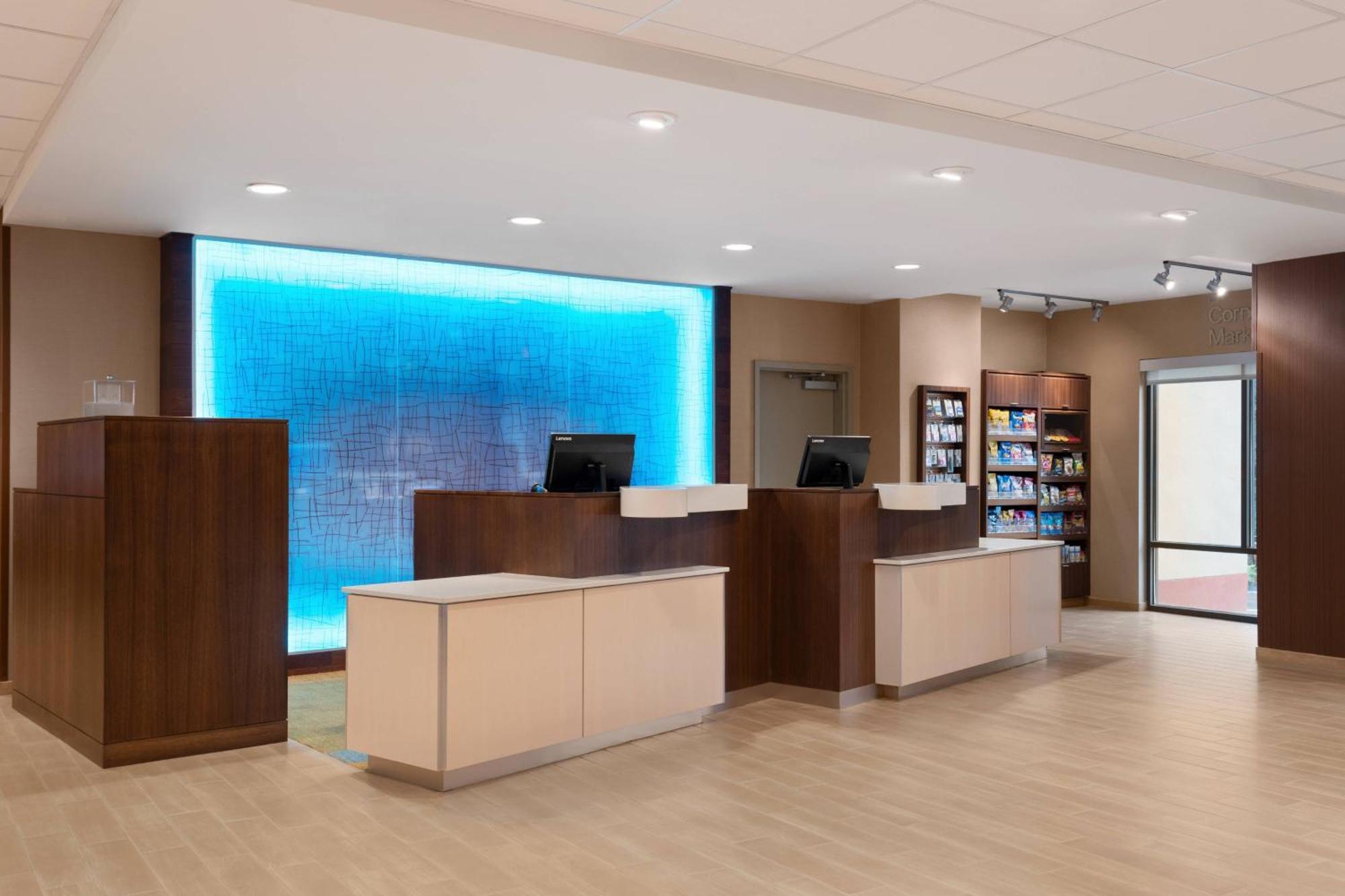 Fairfield Inn & Suites By Marriott Charlottesville Downtown/University Area Zewnętrze zdjęcie